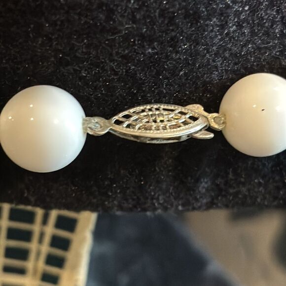 Retro Statement Black and White Acrylic Beaded Necklace 80’s 90’s Geometric​ - Picture 4 of 7